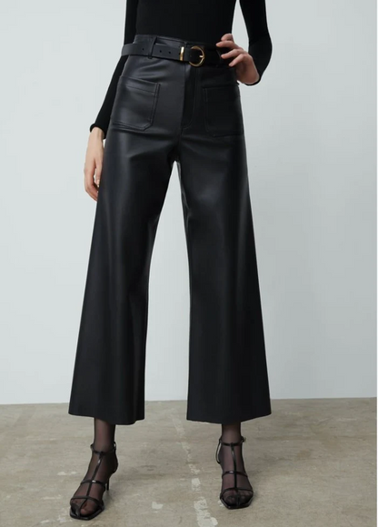 PANTALONES DE CUERO