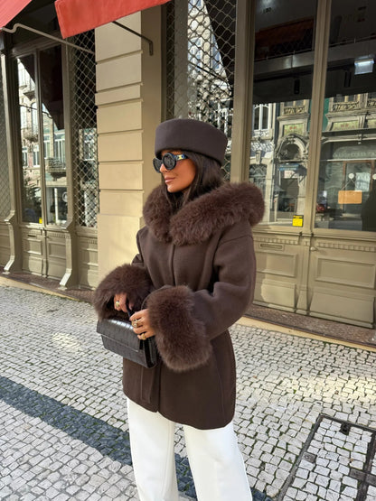 COCO - Chaqueta Marrón de Pelo